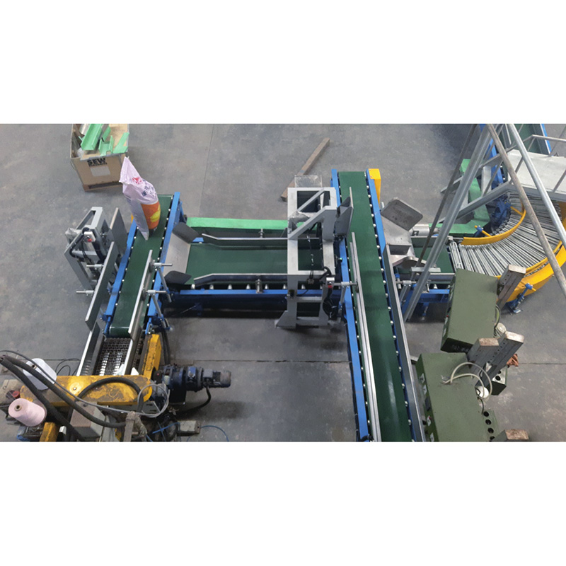 1개에 있는 2개의 선을 가진 가방 포장